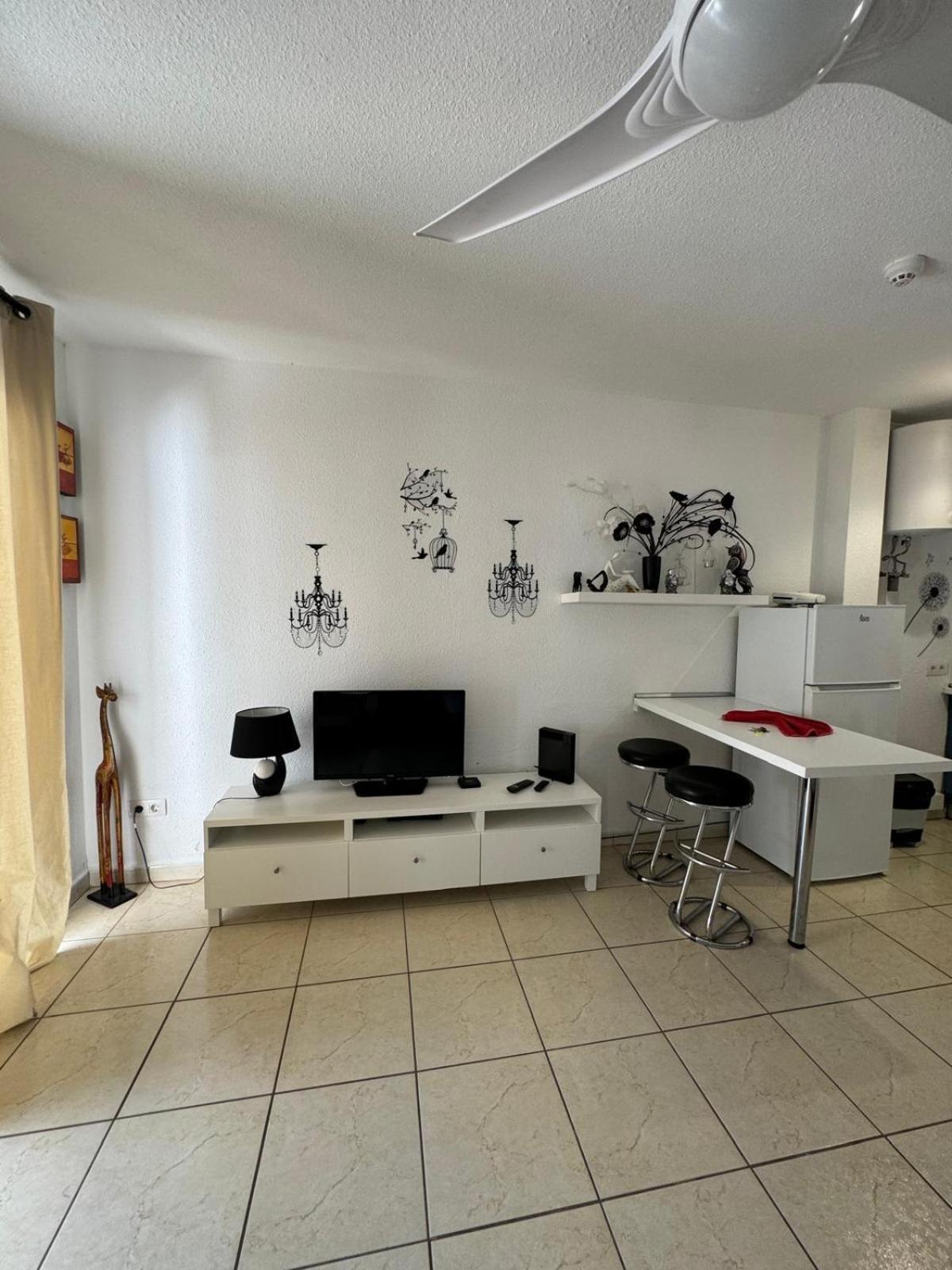 El Sol Chipeque, Los Cristianos Estudio Exterior photo